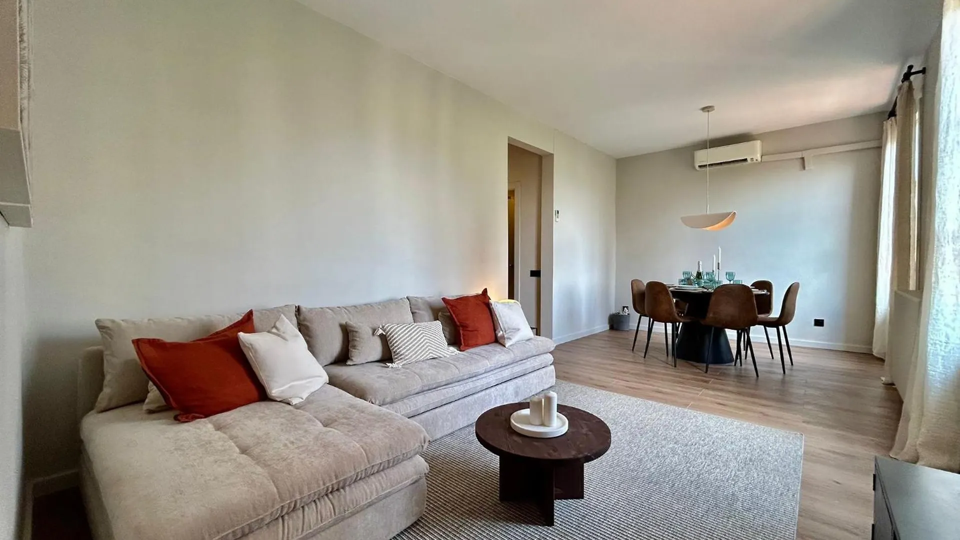 Barcelonaforrent Plaza Sagrada Familia Apartment