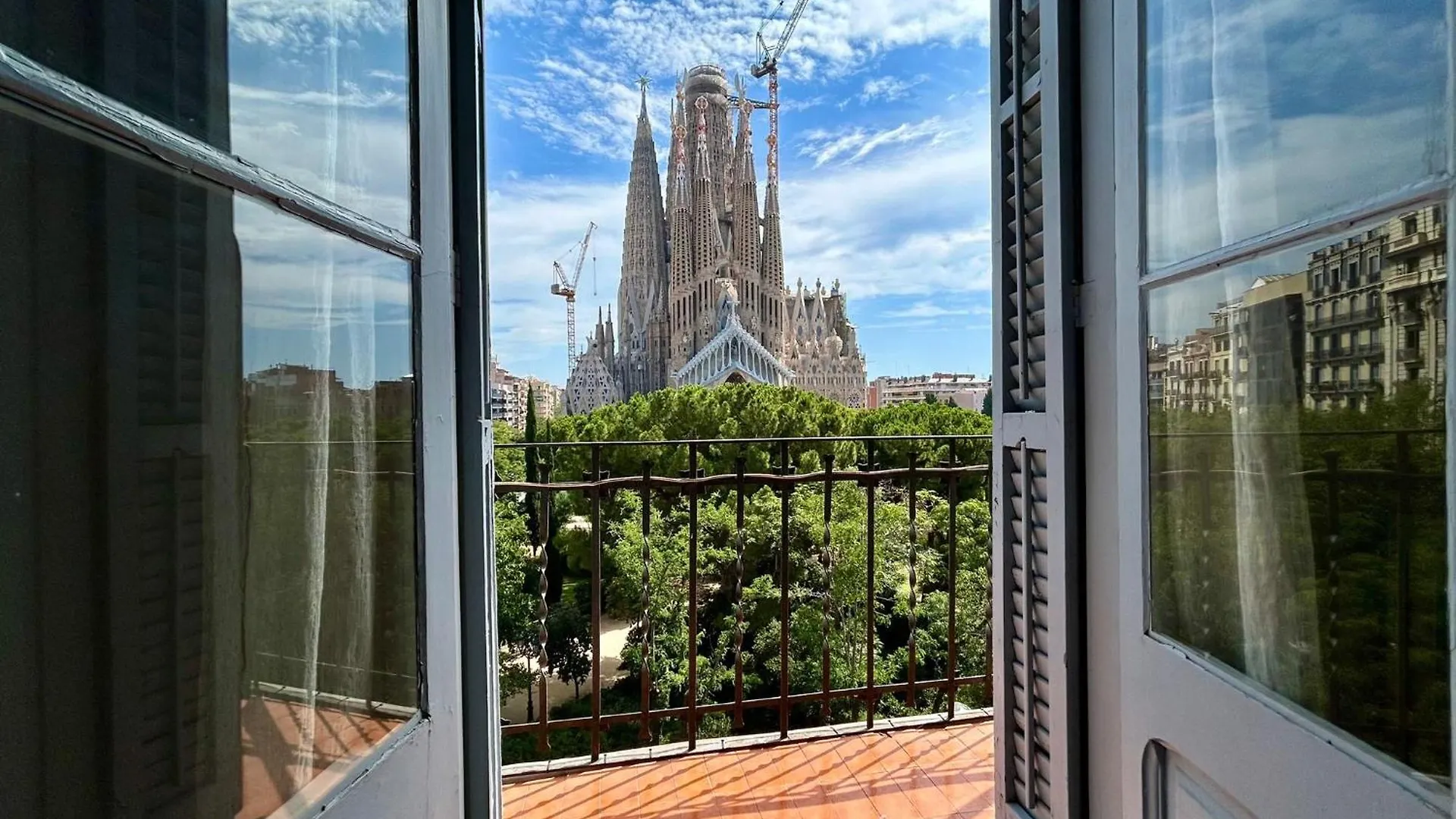 Barcelonaforrent Plaza Sagrada Familia Apartment Spain