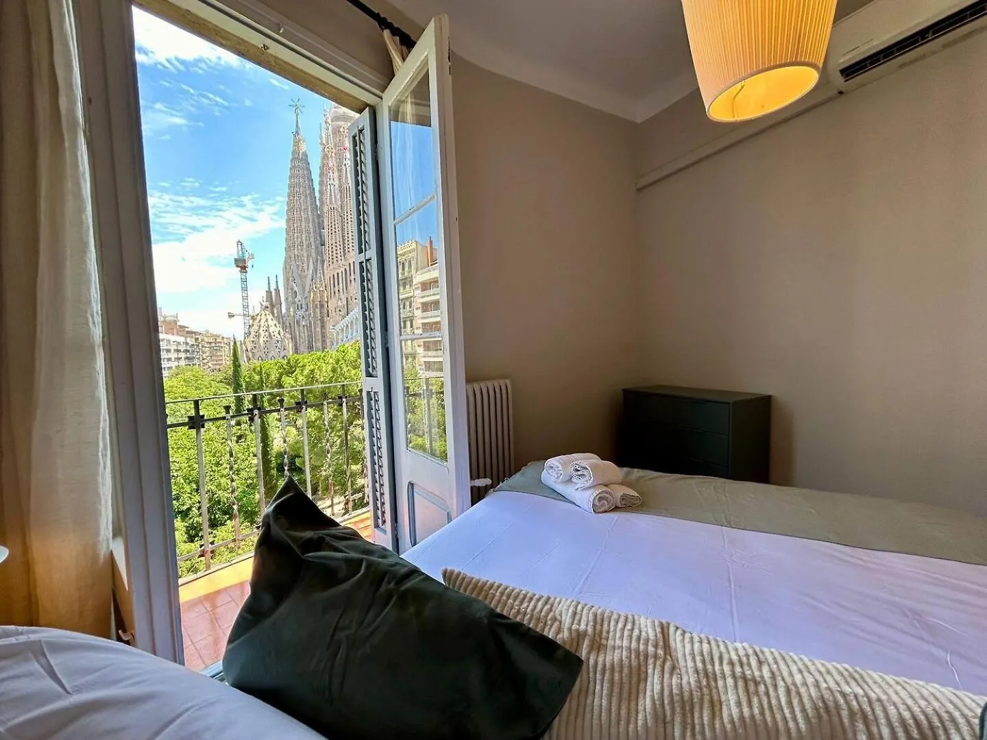 Barcelonaforrent Plaza Sagrada Familia Apartment Spain