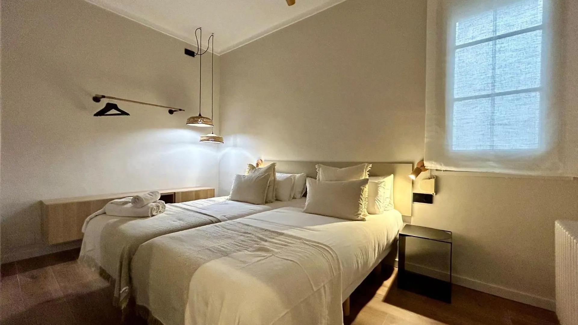 Barcelonaforrent Plaza Sagrada Familia Apartment Spain