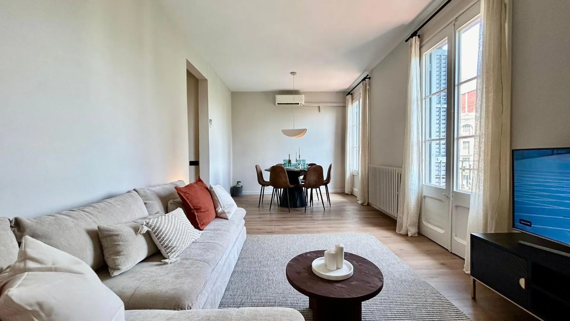 Barcelonaforrent Plaza Sagrada Familia Apartment